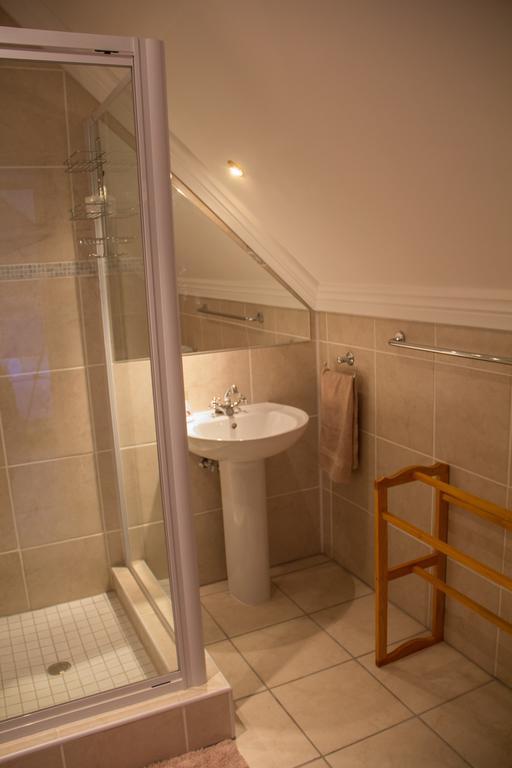 Oewerpalms View Otel Oudtshoorn Dış mekan fotoğraf