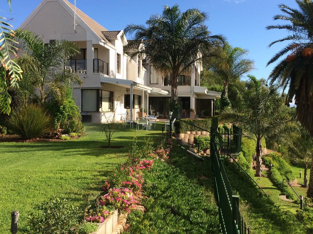 Oewerpalms View Otel Oudtshoorn Dış mekan fotoğraf
