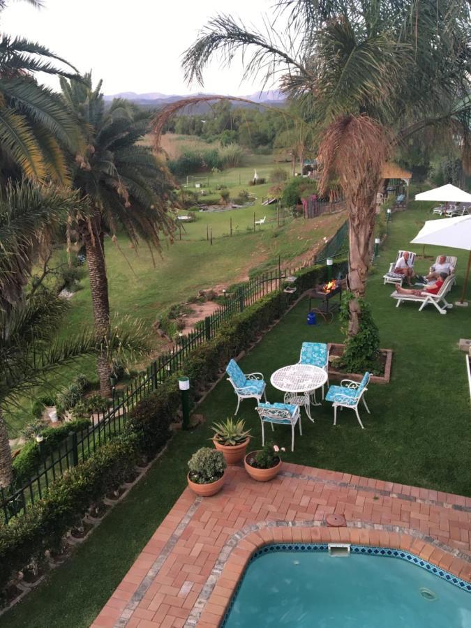 Oewerpalms View Otel Oudtshoorn Oda fotoğraf